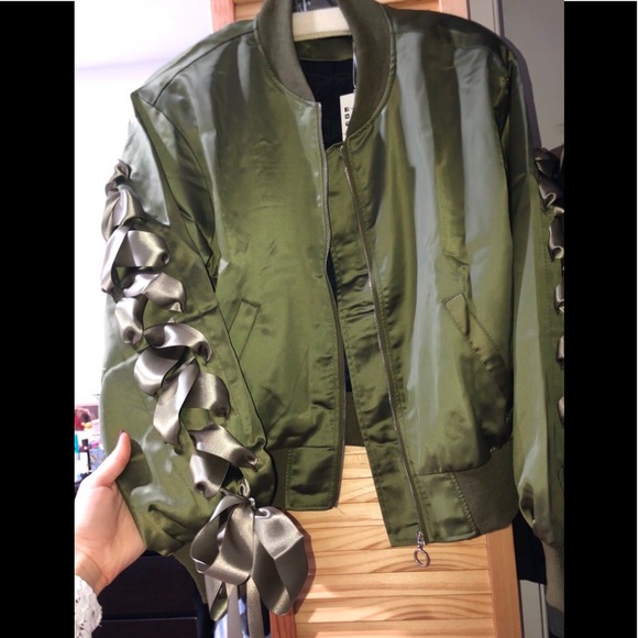 Lace Up Sleeves Jacket - Picture 8 of 8